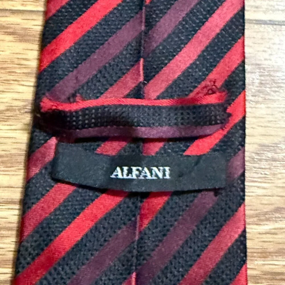 Alfani Tie